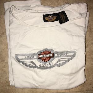 Medium women’s vintage Harley Davidson tee
